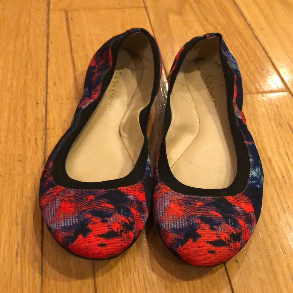 Cute flats - Picture 3 of 3